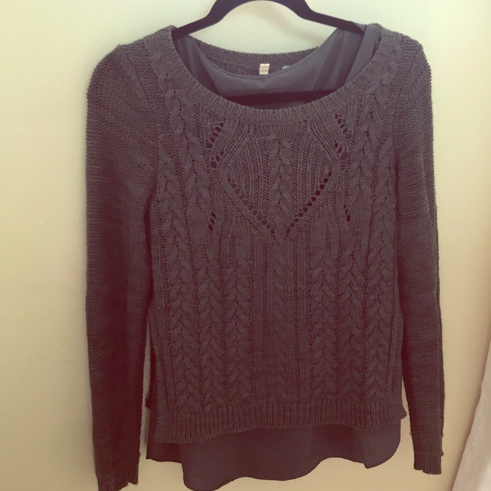 Grey sweater